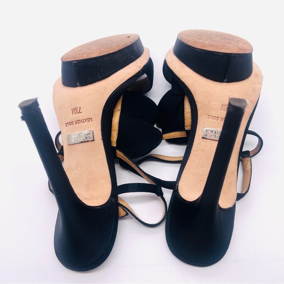 BADGLEY MISCHKA Black Satin Floral Platform Heels Size 7.5 - Picture 12 of 14